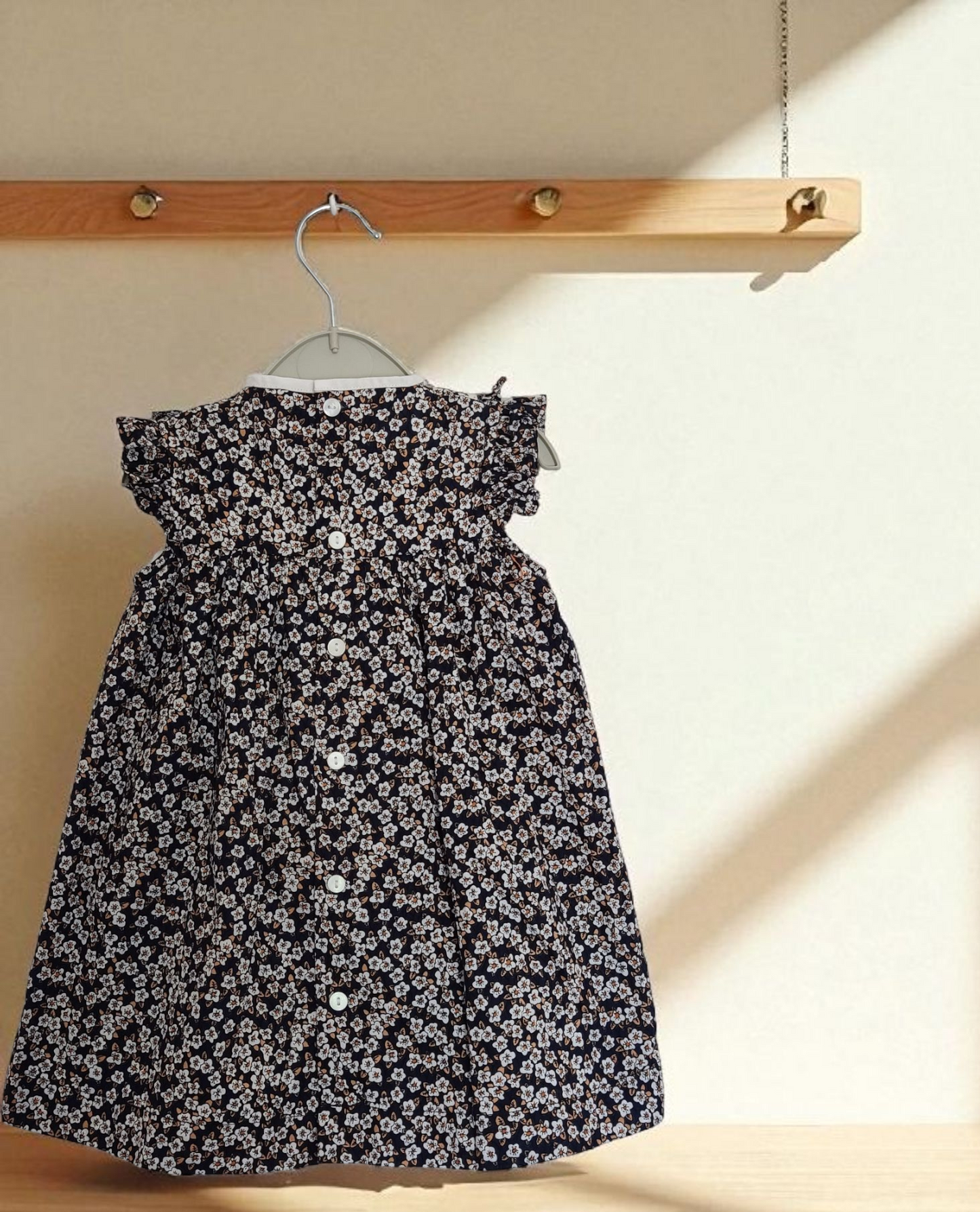Ensemble tunique et bloomer fleurie. 1 an
