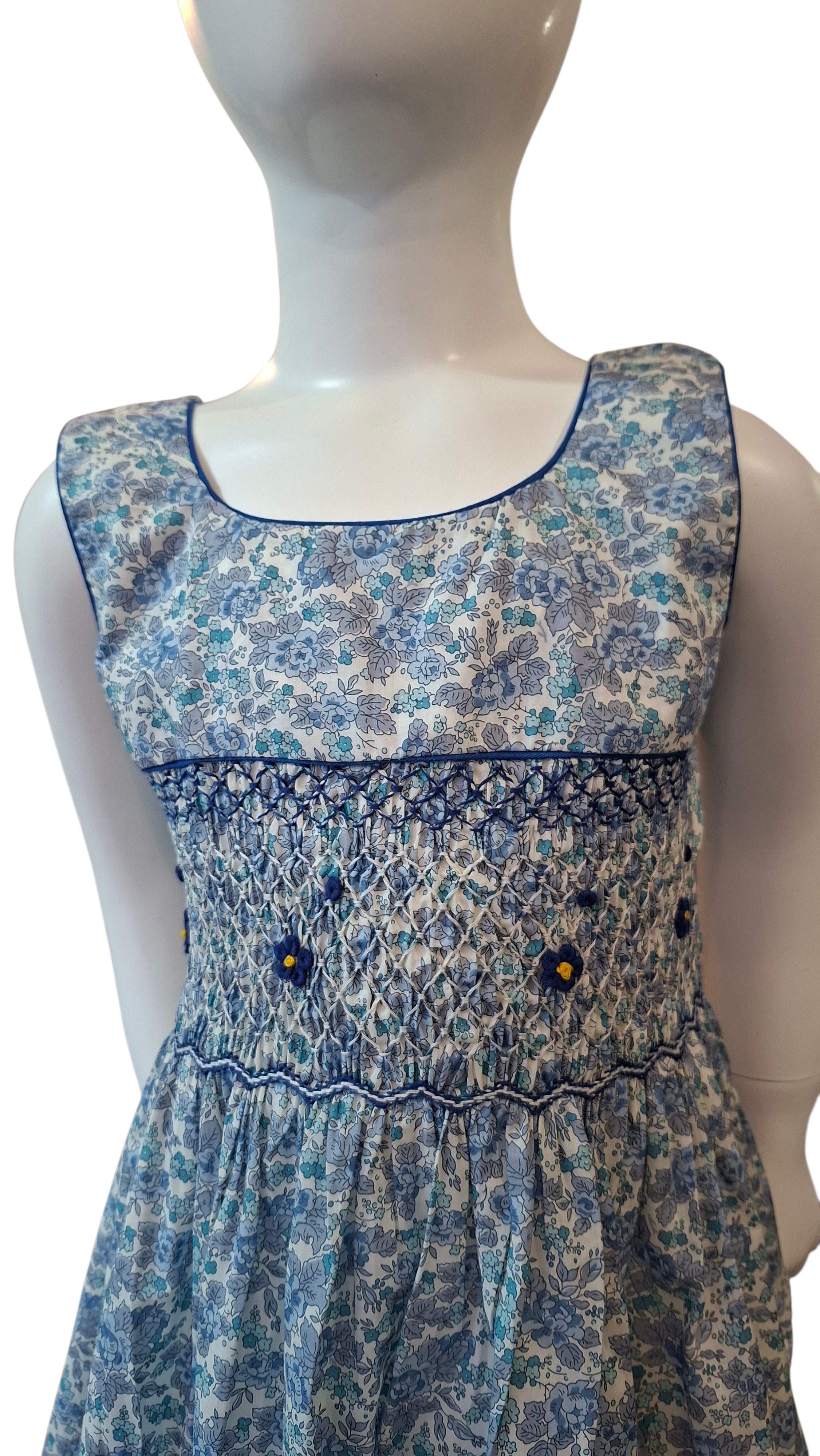 Robe à smocks bleu fleuri Liberty Esterina