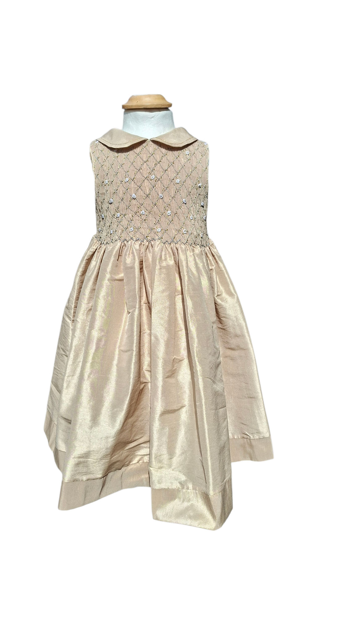 Robe en soie dorée, smockée à la main. Robe 6 ans. Pièce unique